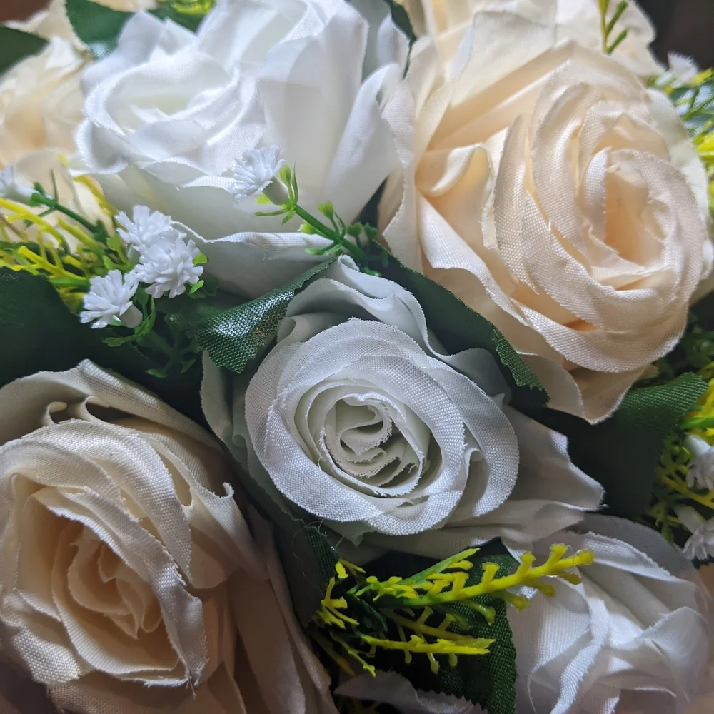NUPTIO silk flower